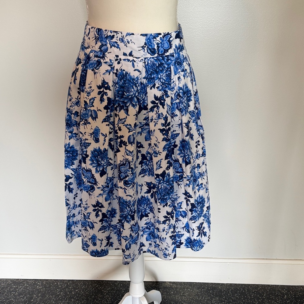 Elegant Blue Floral A-Line Skirt